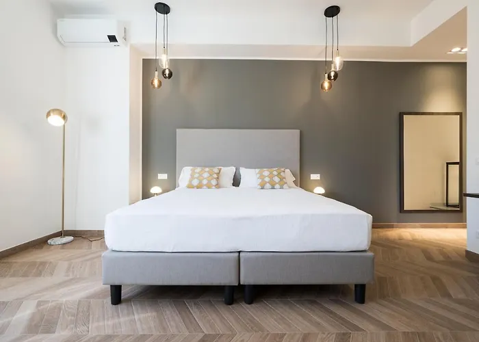Savoia 4* Roma