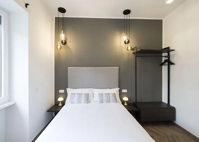 Savoia 4*
