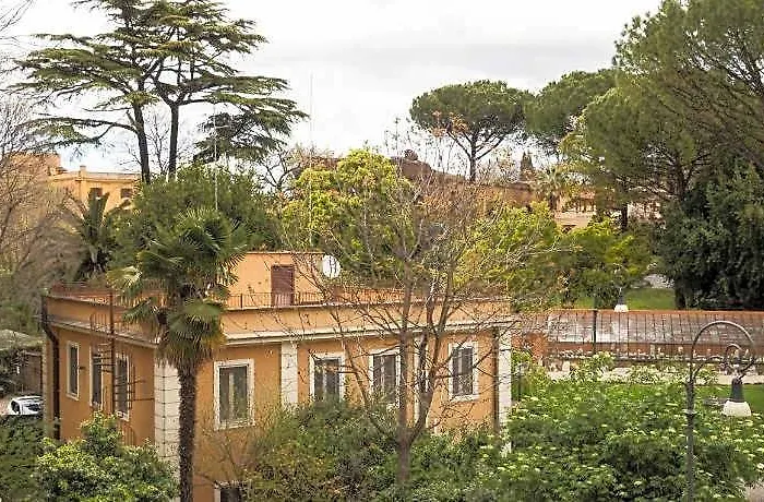 Savoia 4* Roma